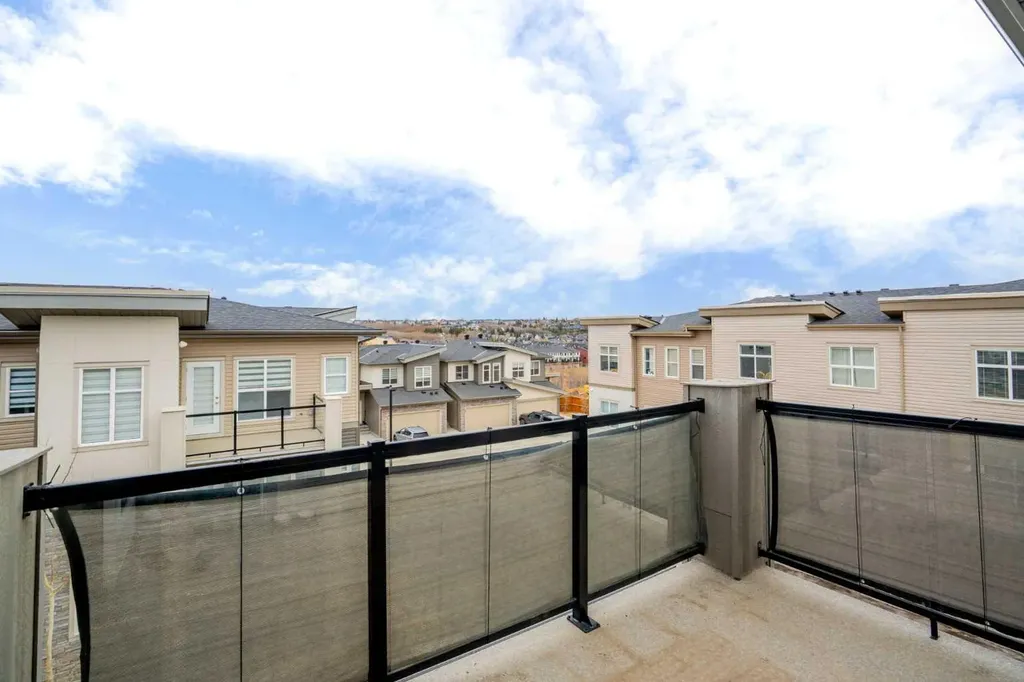 122 Spring Creek Common SW Calgary AB T3H 6E2