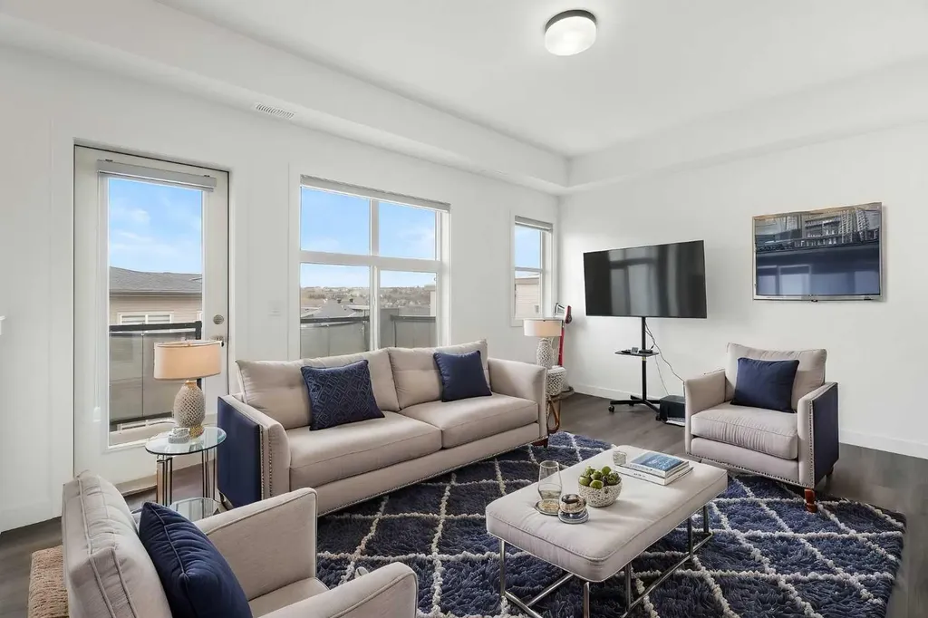 122 Spring Creek Common SW Calgary AB T3H 6E2
