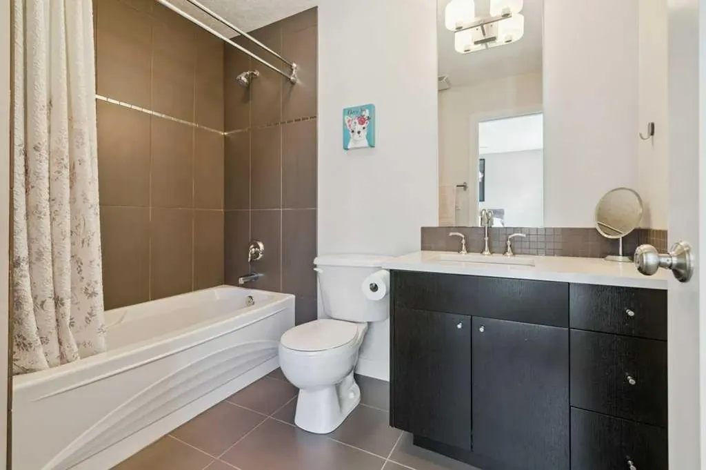 640 Willoughby Crescent SE Calgary AB T2J 2A1