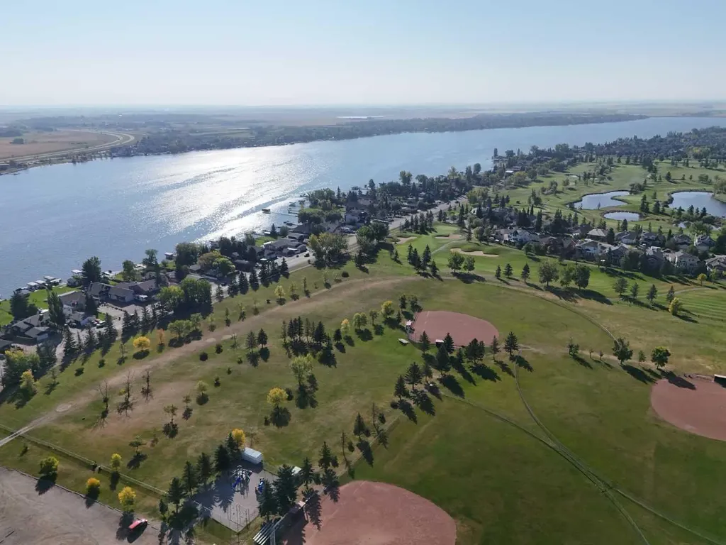 106 Dawson Harbour Grove Chestermere AB T1X 2S4