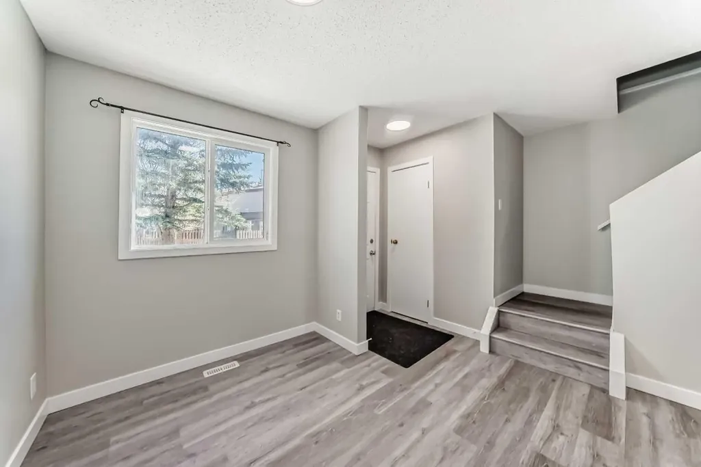 2727 Rundleson Road NE Calgary AB T1Y 3Z3
