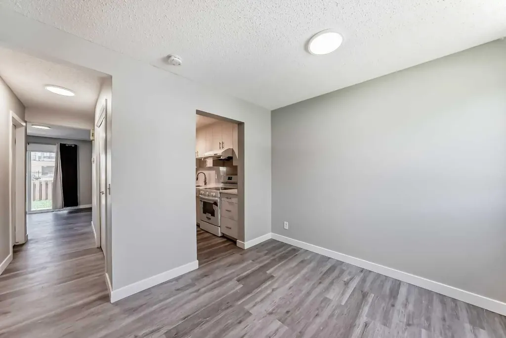 2727 Rundleson Road NE Calgary AB T1Y 3Z3
