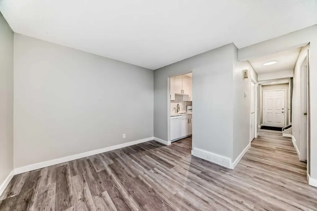 2727 Rundleson Road NE Calgary AB T1Y 3Z3