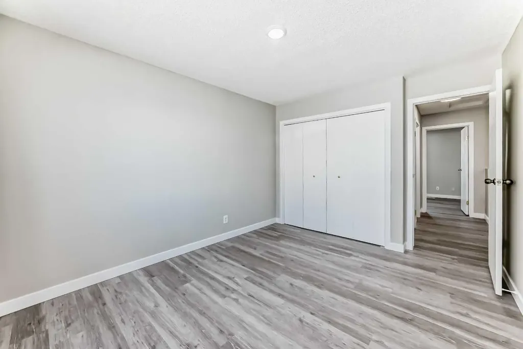 2727 Rundleson Road NE Calgary AB T1Y 3Z3
