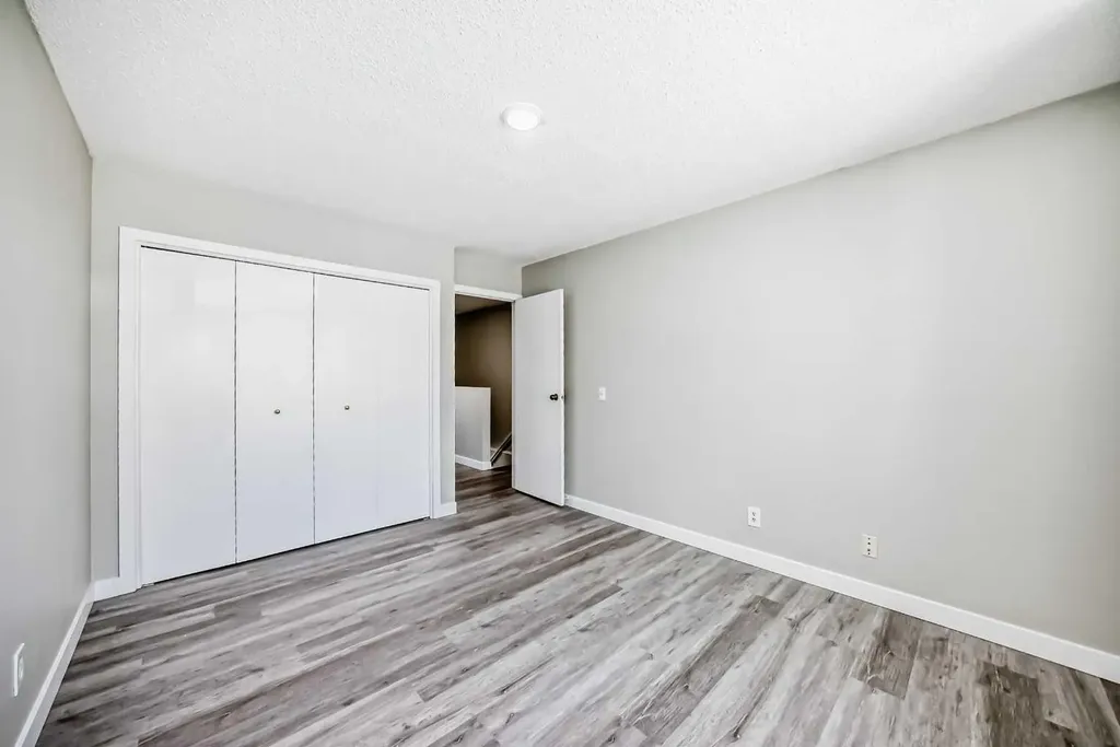 2727 Rundleson Road NE Calgary AB T1Y 3Z3