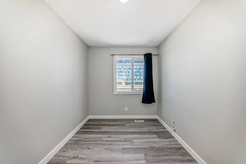 2727 Rundleson Road NE Calgary AB T1Y 3Z3