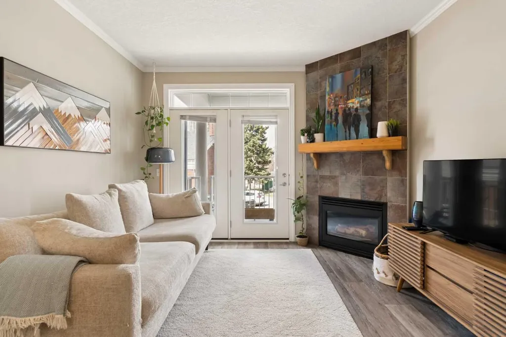 3000 Marda Link SW Calgary AB T2T 6C8