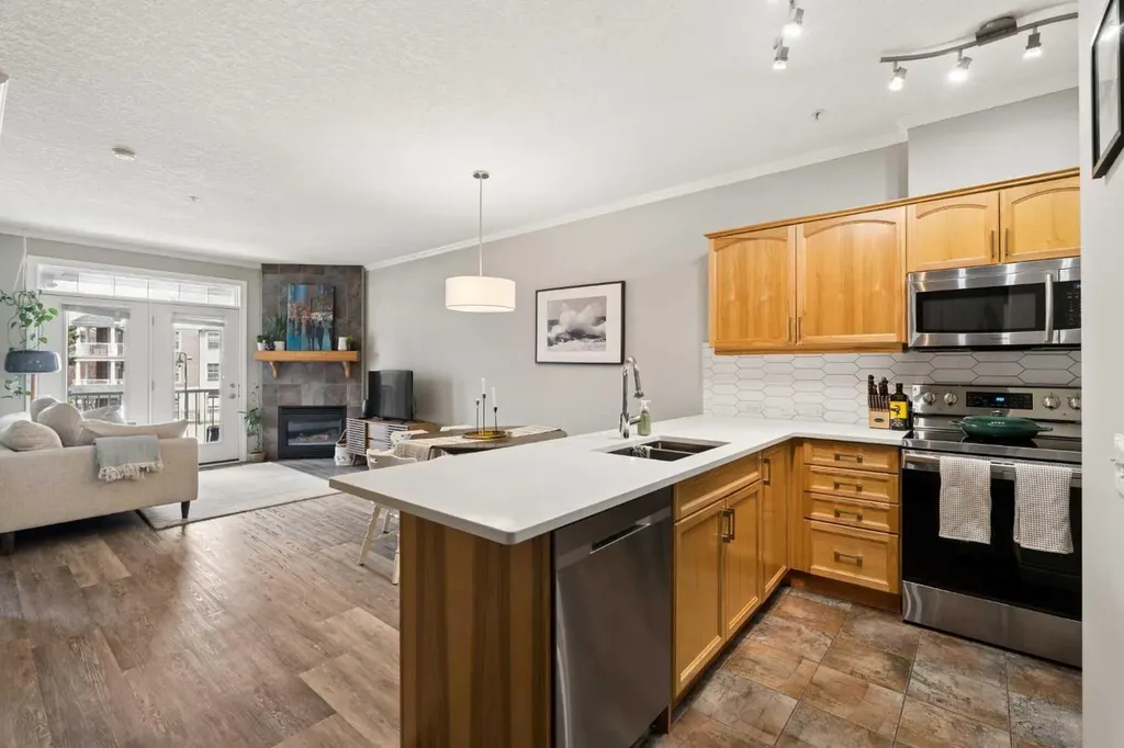 3000 Marda Link SW Calgary AB T2T 6C8