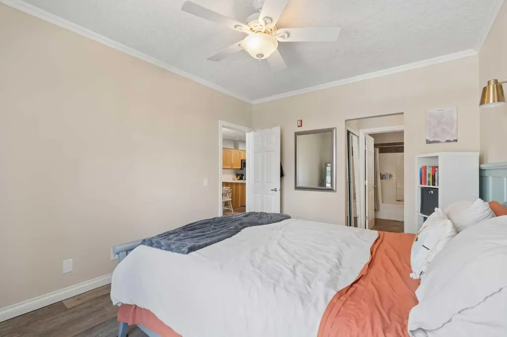 3000 Marda Link SW Calgary AB T2T 6C8