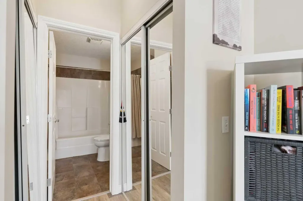 3000 Marda Link SW Calgary AB T2T 6C8