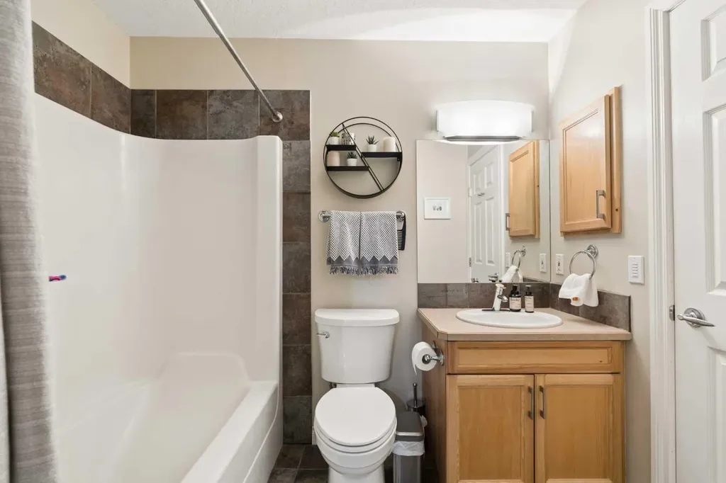 3000 Marda Link SW Calgary AB T2T 6C8
