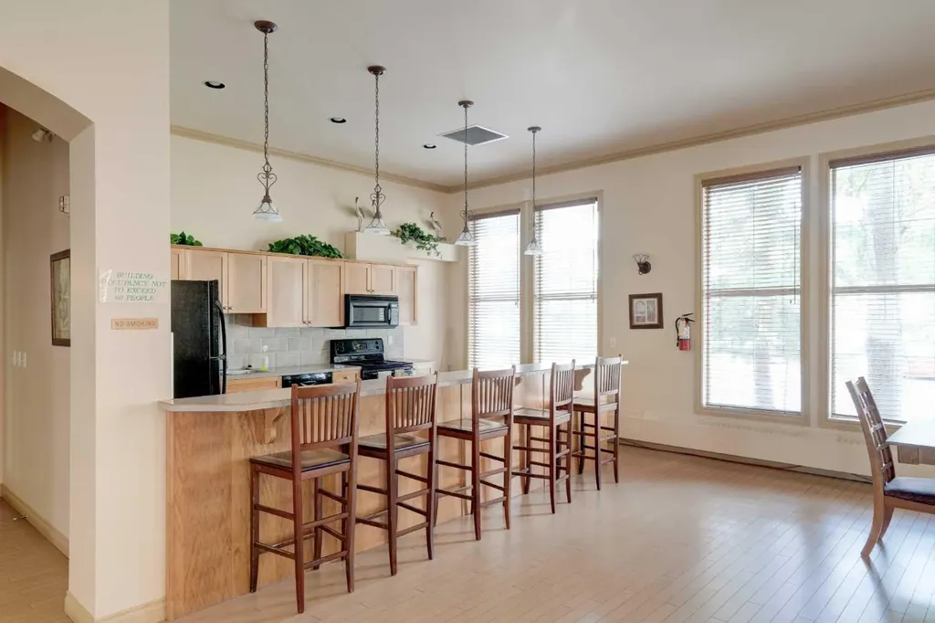 3000 Marda Link SW Calgary AB T2T 6C8