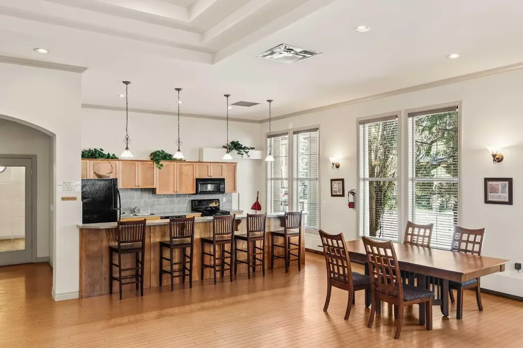3000 Marda Link SW Calgary AB T2T 6C8