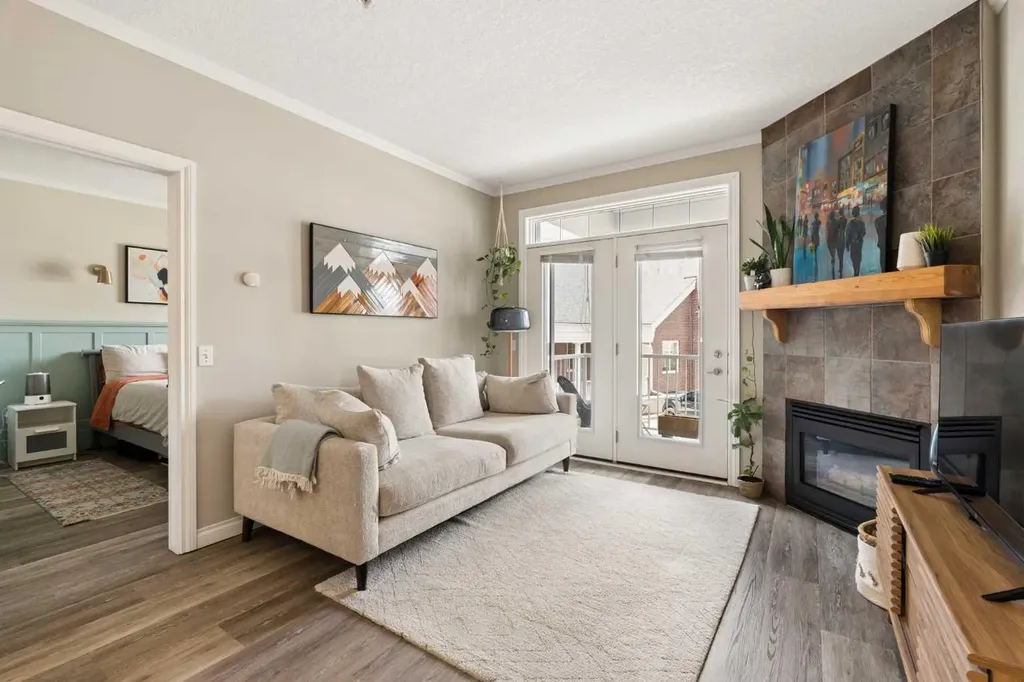 3000 Marda Link SW Calgary AB T2T 6C8