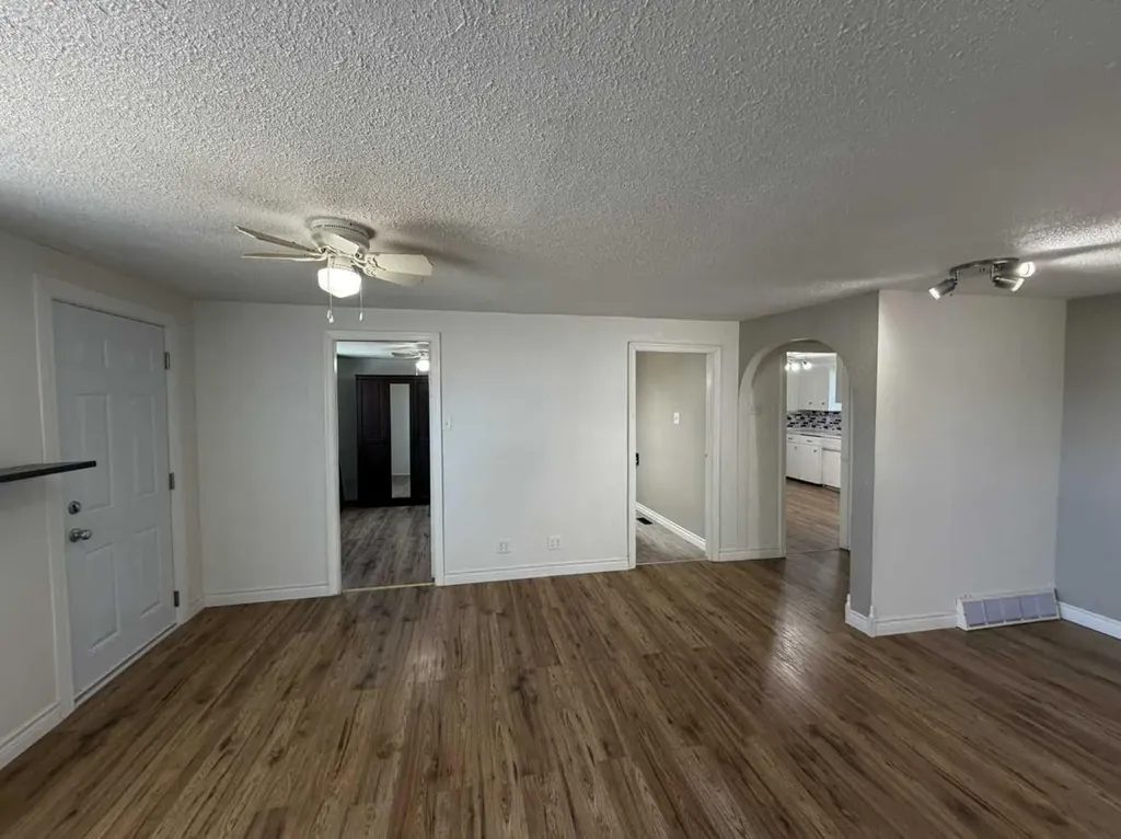 5312 57 Street Taber AB T1G 1L7