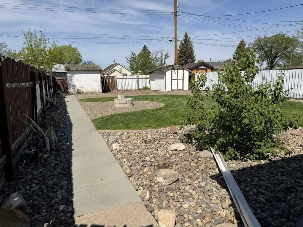 5312 57 Street Taber AB T1G 1L7