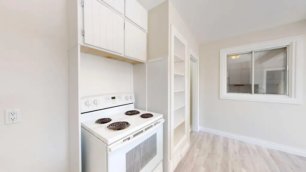 4612 53 Street Stettler AB T4K1J5