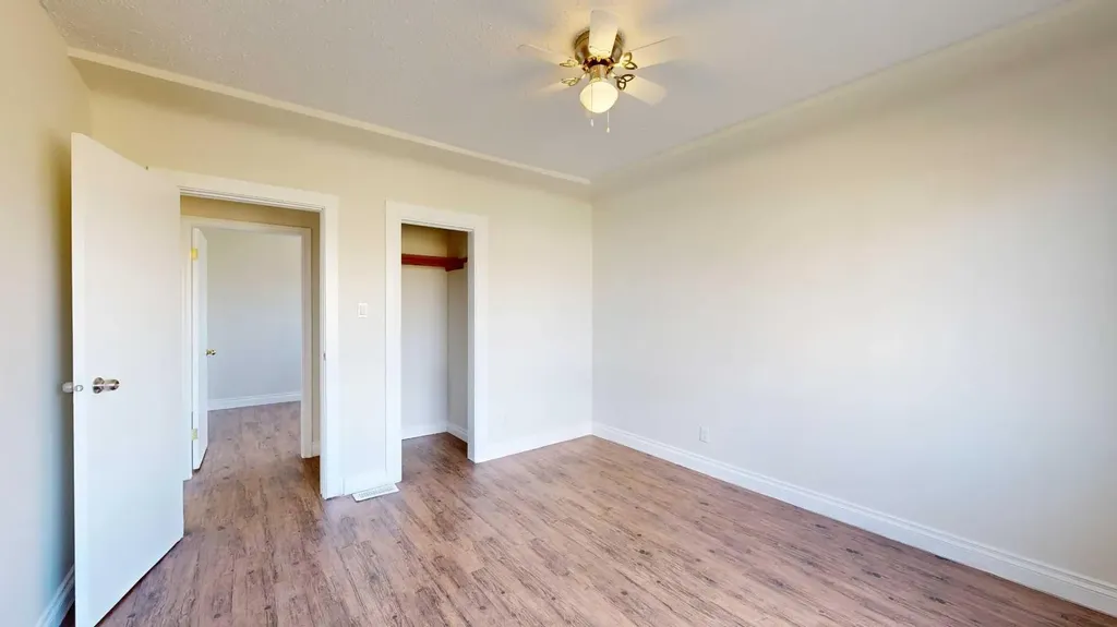 4612 53 Street Stettler AB T4K1J5