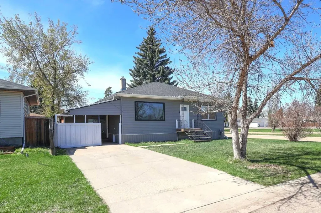 4612 53 Street Stettler AB T4K1J5