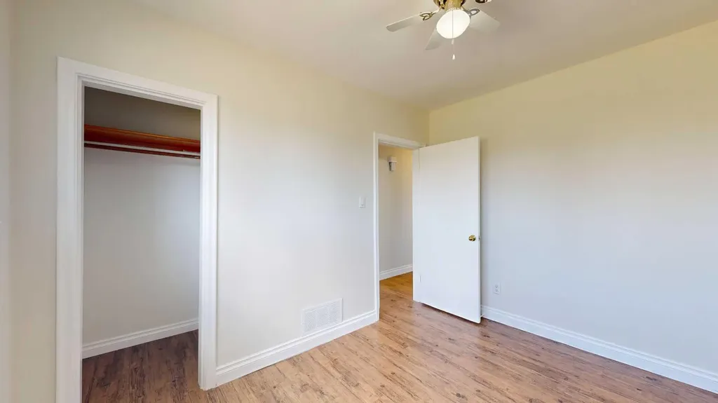 4612 53 Street Stettler AB T4K1J5
