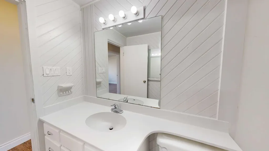 4612 53 Street Stettler AB T4K1J5