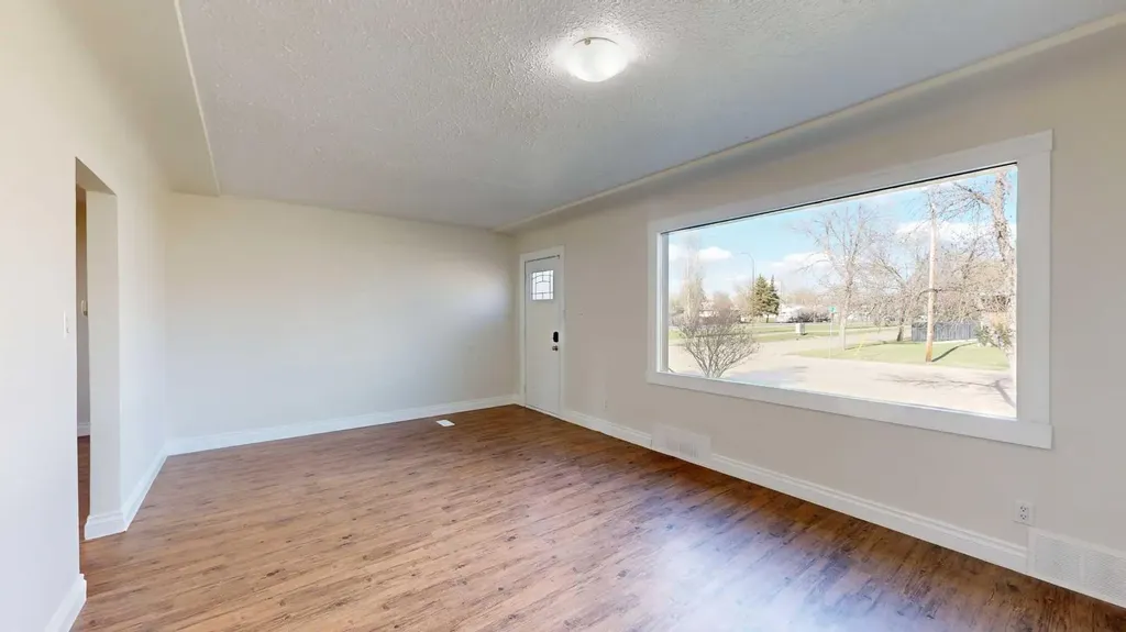 4612 53 Street Stettler AB T4K1J5