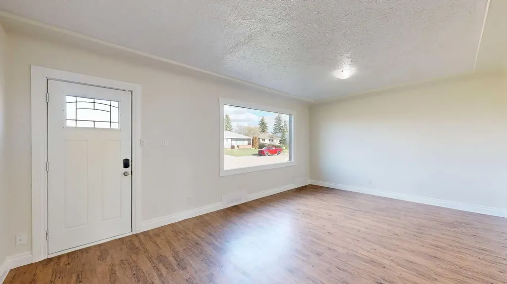 4612 53 Street Stettler AB T4K1J5