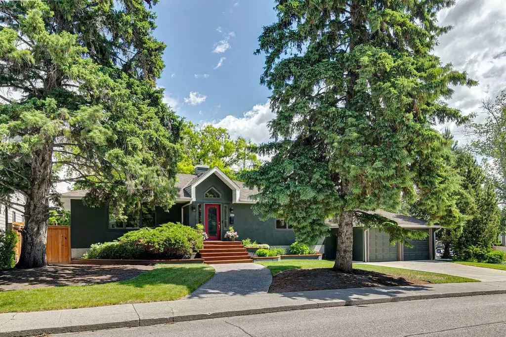 402 Brunswick Avenue SW Calgary AB T2S 1N8
