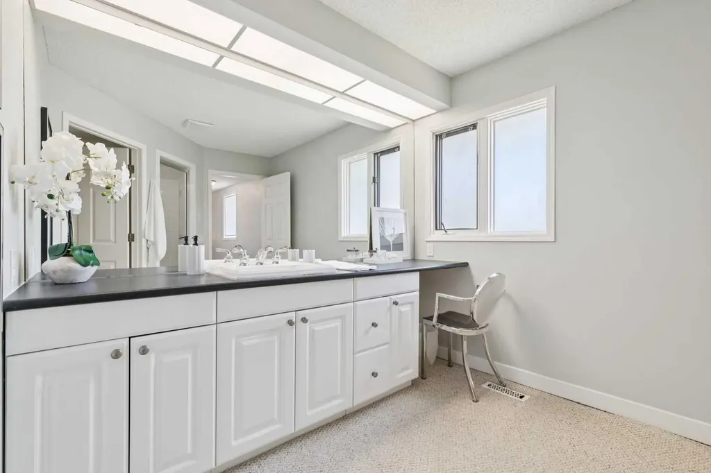 402 Brunswick Avenue SW Calgary AB T2S 1N8