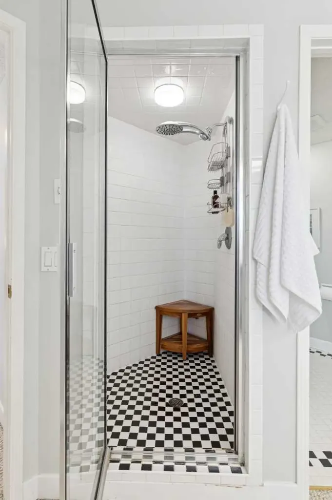 402 Brunswick Avenue SW Calgary AB T2S 1N8