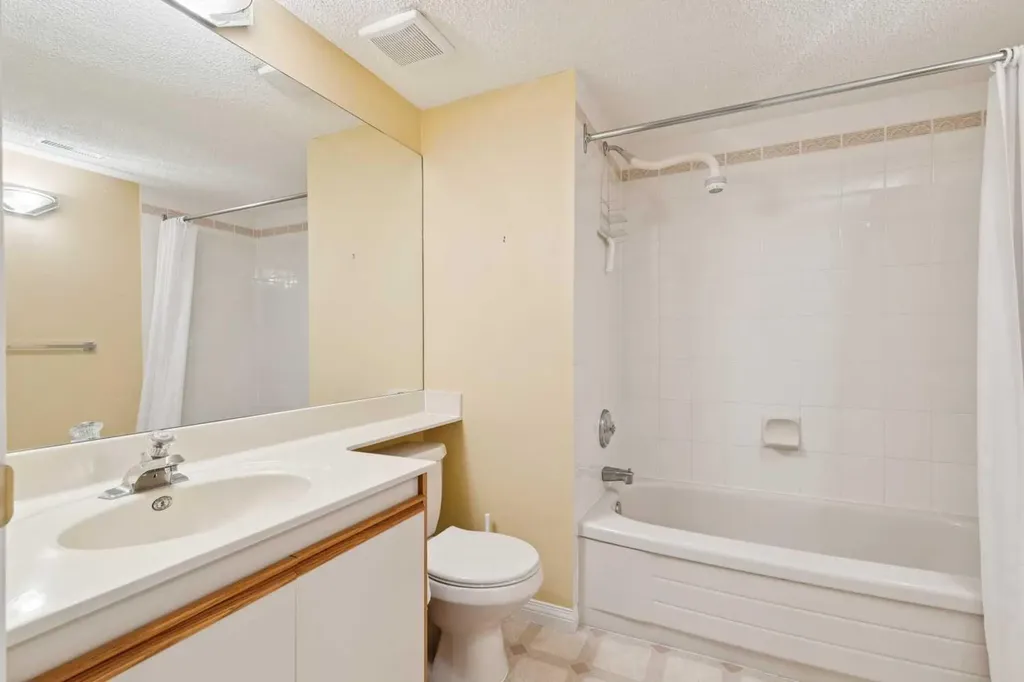 402 Brunswick Avenue SW Calgary AB T2S 1N8