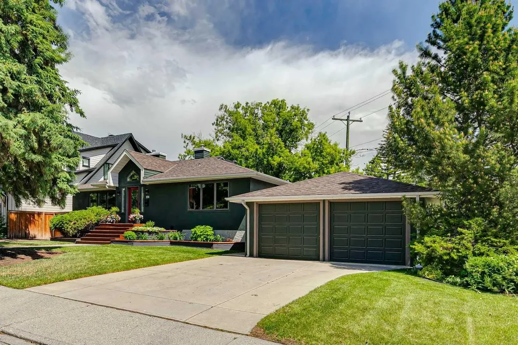 402 Brunswick Avenue SW Calgary AB T2S 1N8