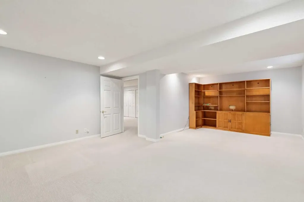 402 Brunswick Avenue SW Calgary AB T2S 1N8