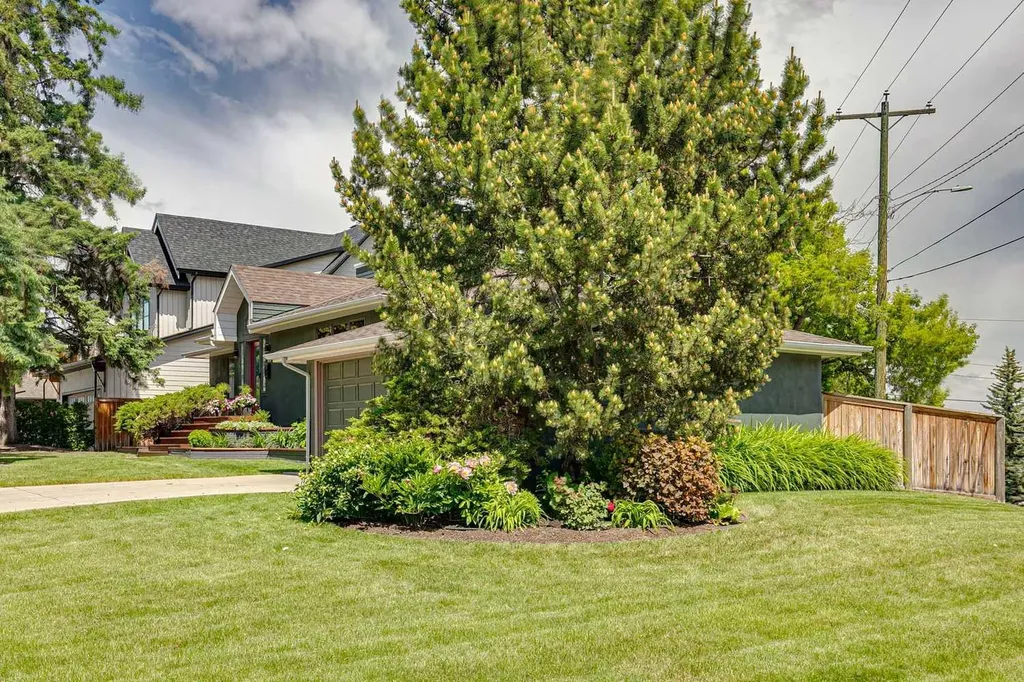 402 Brunswick Avenue SW Calgary AB T2S 1N8