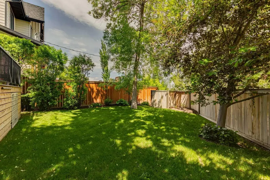 402 Brunswick Avenue SW Calgary AB T2S 1N8