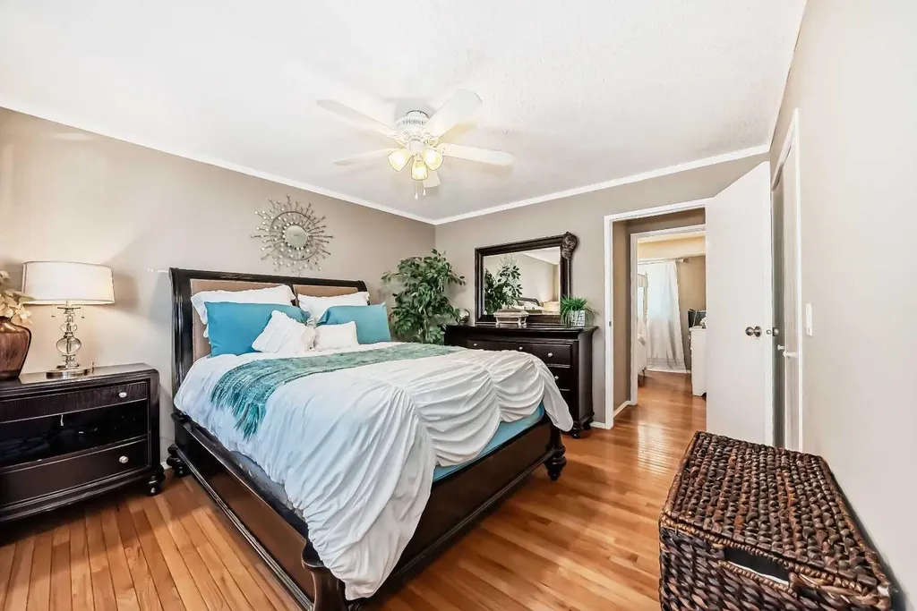 85 Rideau Close SW Airdrie AB T4B 1A7