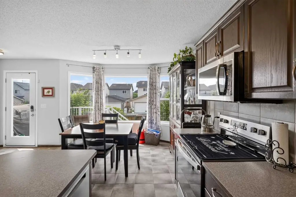 123 Silverado Plains Circle SW Calgary AB T2X 0G5