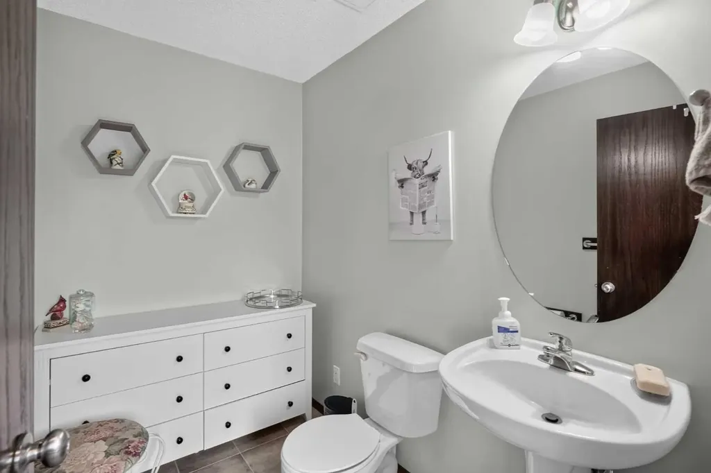 123 Silverado Plains Circle SW Calgary AB T2X 0G5