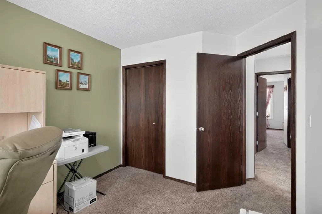 123 Silverado Plains Circle SW Calgary AB T2X 0G5
