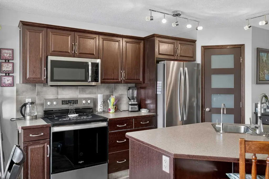 123 Silverado Plains Circle SW Calgary AB T2X 0G5