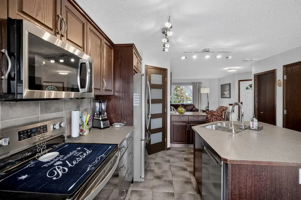123 Silverado Plains Circle SW Calgary AB T2X 0G5