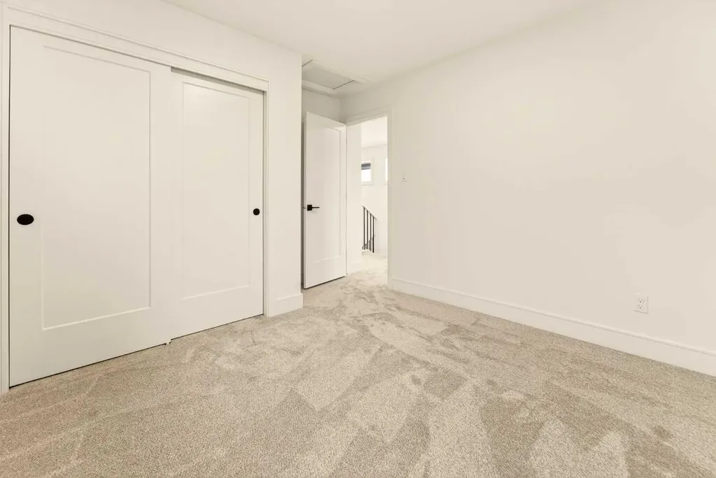 3125 44 Street S Lethbridge AB T1K 8L1