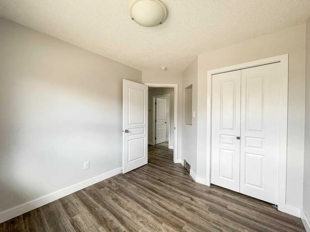7313 Hughes Avenue Fort Mcmurray AB T9H 1A8