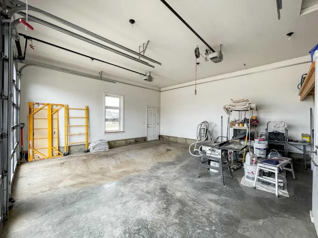 7313 Hughes Avenue Fort Mcmurray AB T9H 1A8
