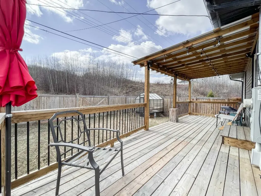 7313 Hughes Avenue Fort Mcmurray AB T9H 1A8