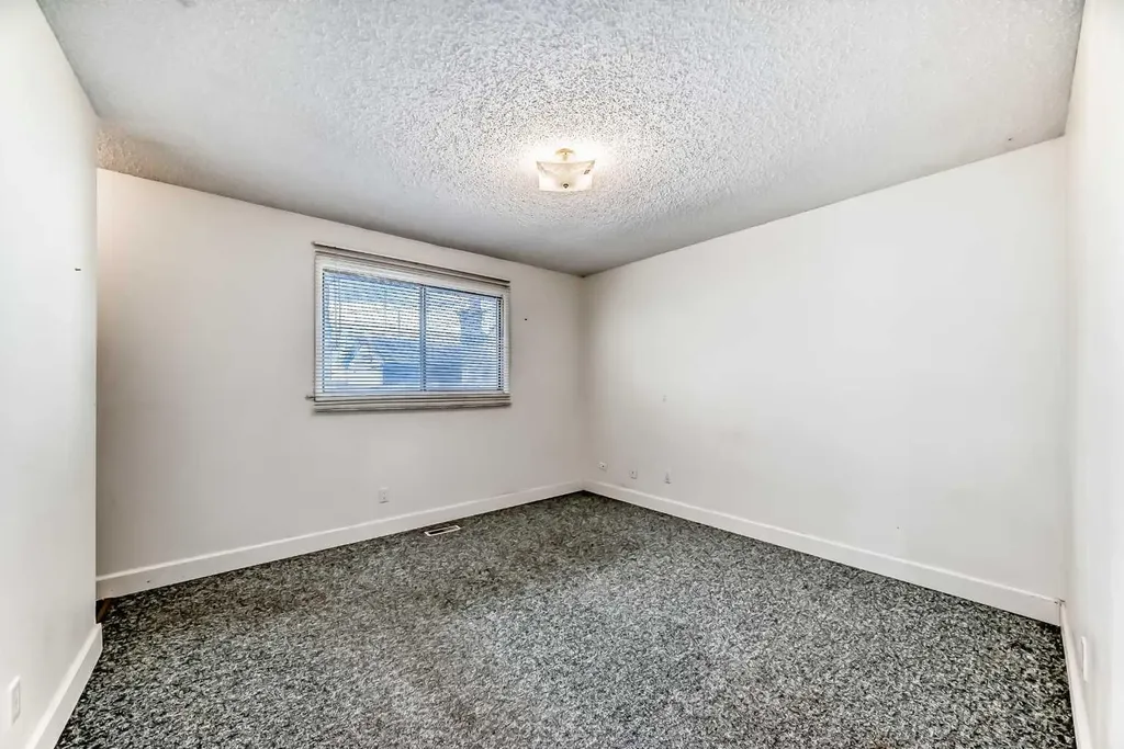 703 58 Street SE Calgary AB T2A 3S3