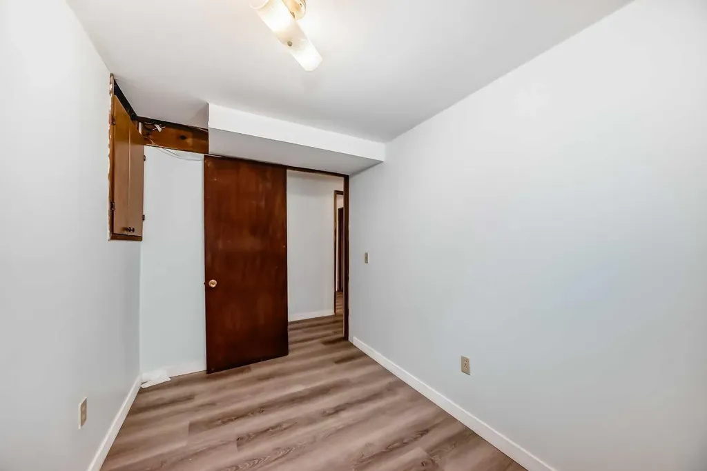 703 58 Street SE Calgary AB T2A 3S3
