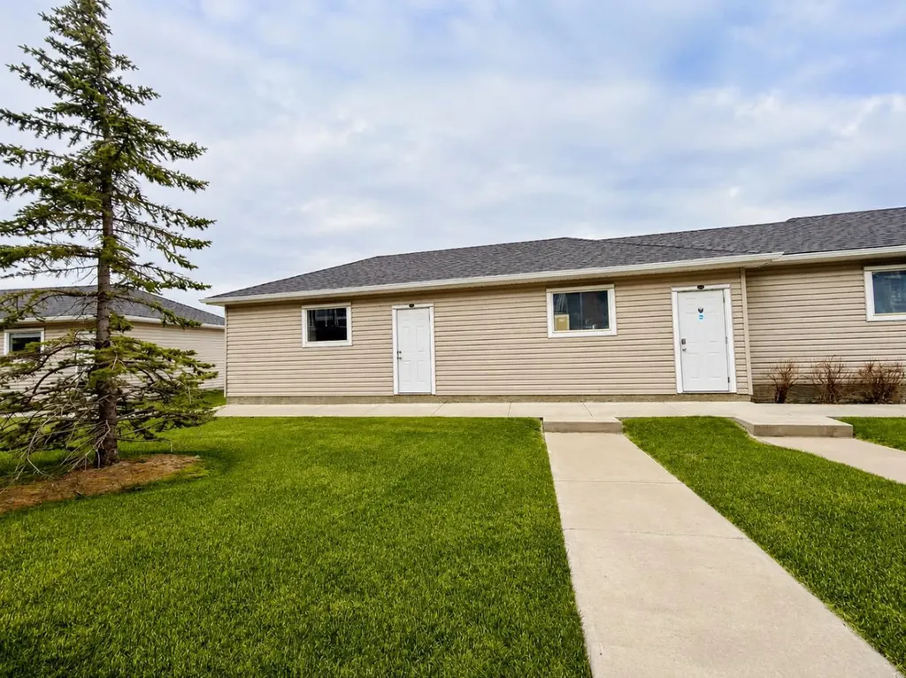 288 Rainbow Falls Drive Chestermere AB T1X 0E4