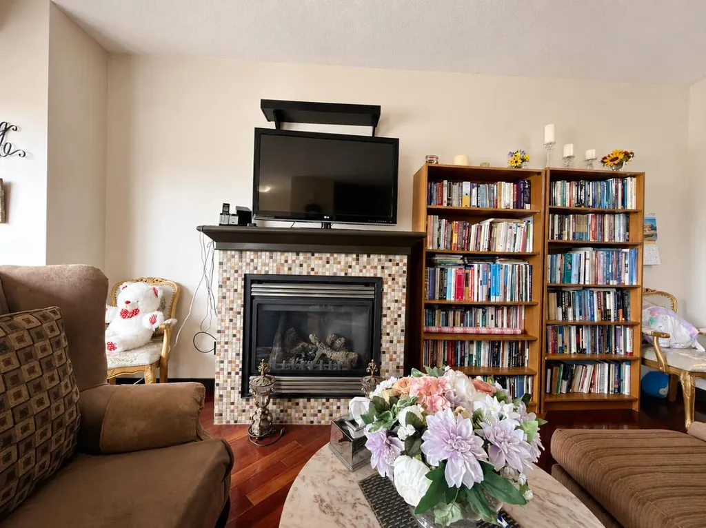 288 Rainbow Falls Drive Chestermere AB T1X 0E4
