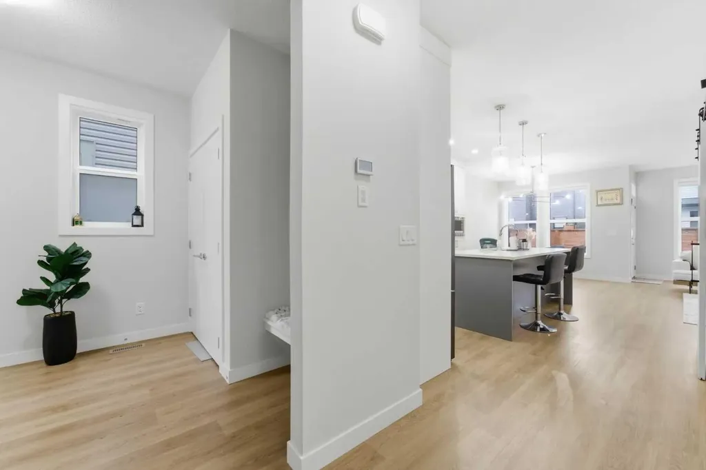 84 Copperhead Grove SE Calgary AB T2Z 5H2